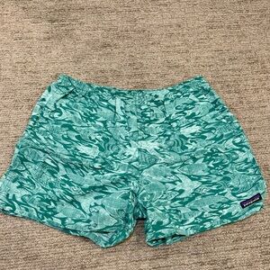 Patagonia baggies - fish pattern